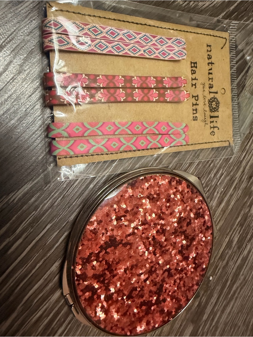 Papyrus pink Gold Glitter Compact Mirror and natural life hair pins